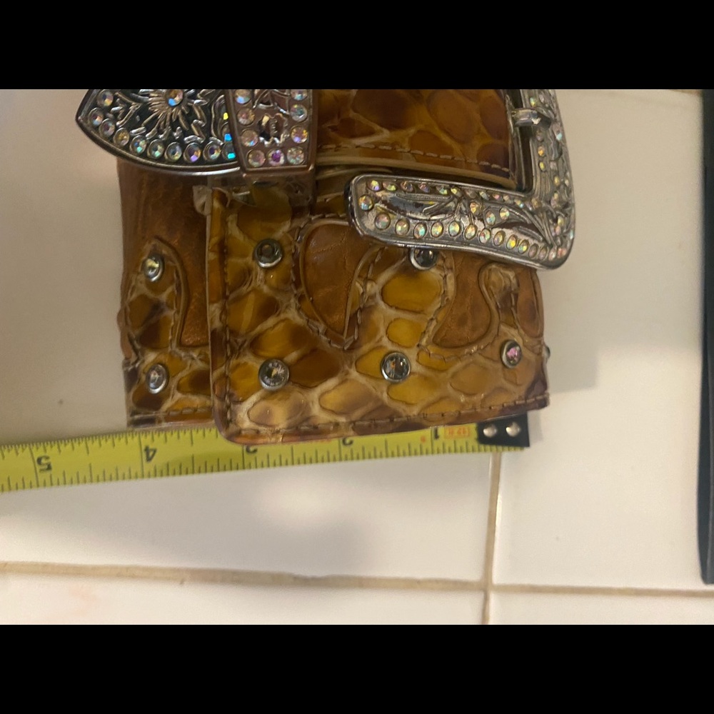 Leather and Rhinestone wallet - Picture 8 of 8